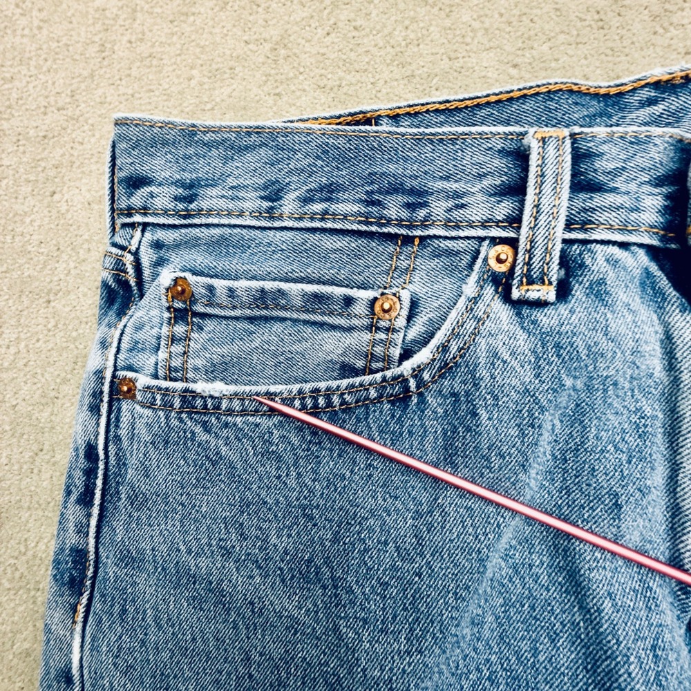 Levis 505 Regular Fit Straight Leg Jeans Mens 34x30 Medium Wash Blue Denim - Picture 12 of 14